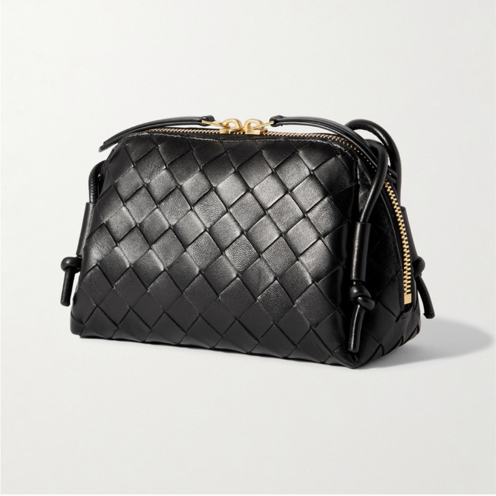BOTTEGA VENETA Concert Pouch intrecciato leather shoulder bag NEW CONDITION